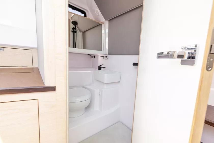 Zárt fej- és zuhanykabin Teljes álló magasság