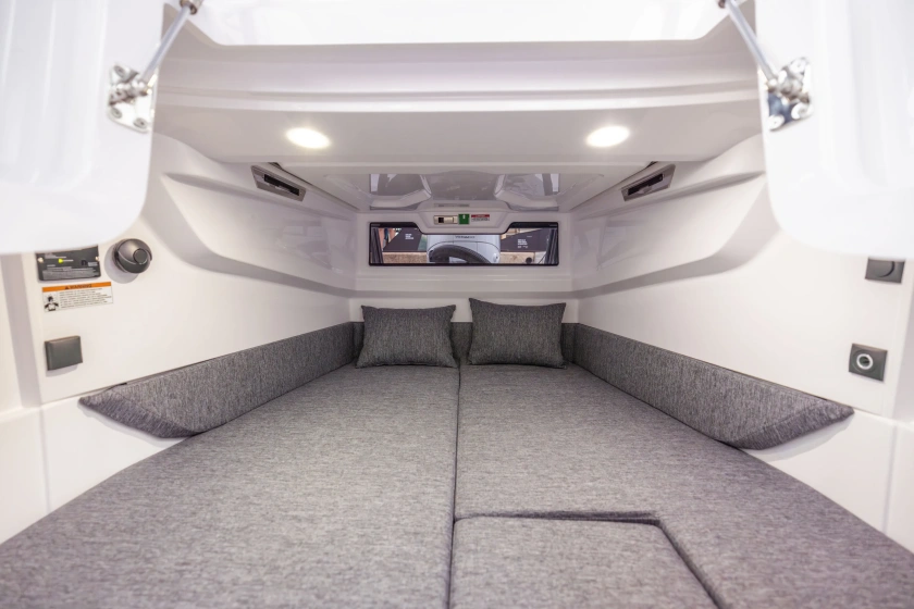 Továbbfejlesztett hátsó kabin