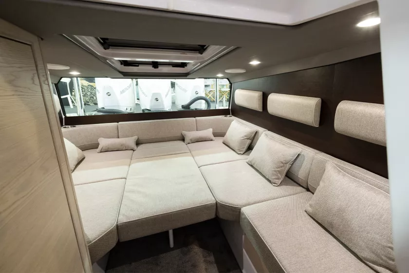 Hosszabbítsd meg kalandjaidat az Aft Cabin-nal